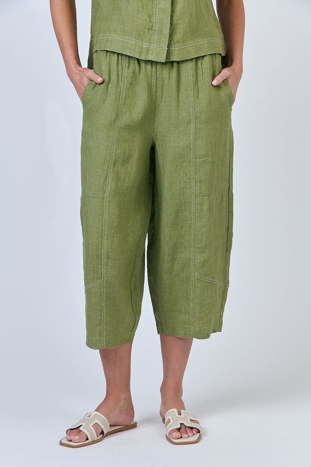 Naturals by O & J - Straight Leg 3/4 Linen Pants - Moss (GA476)