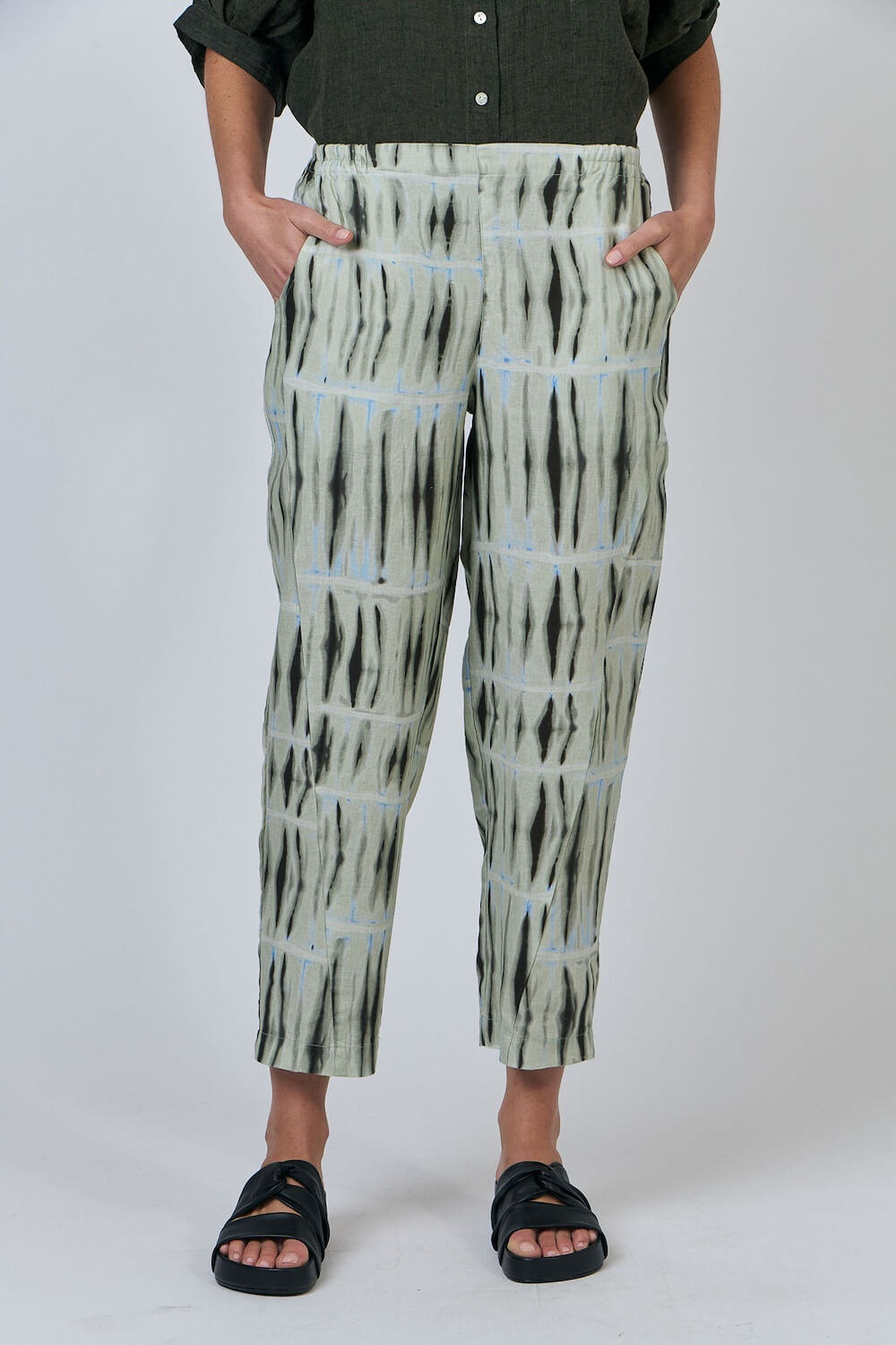 Naturals by O & J - Cropped Trousers - Exposure (GA618-B)