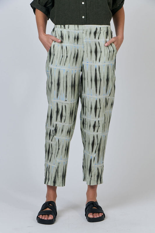 Naturals by O & J - Cropped Trousers - Exposure (GA618-B)
