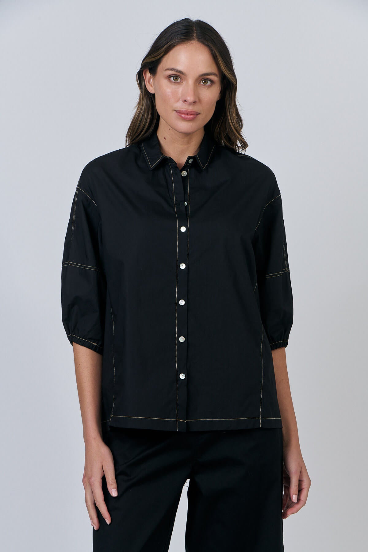 Naturals by O & J - Cotton Poplin Button Up Blouse - Black (GA638)