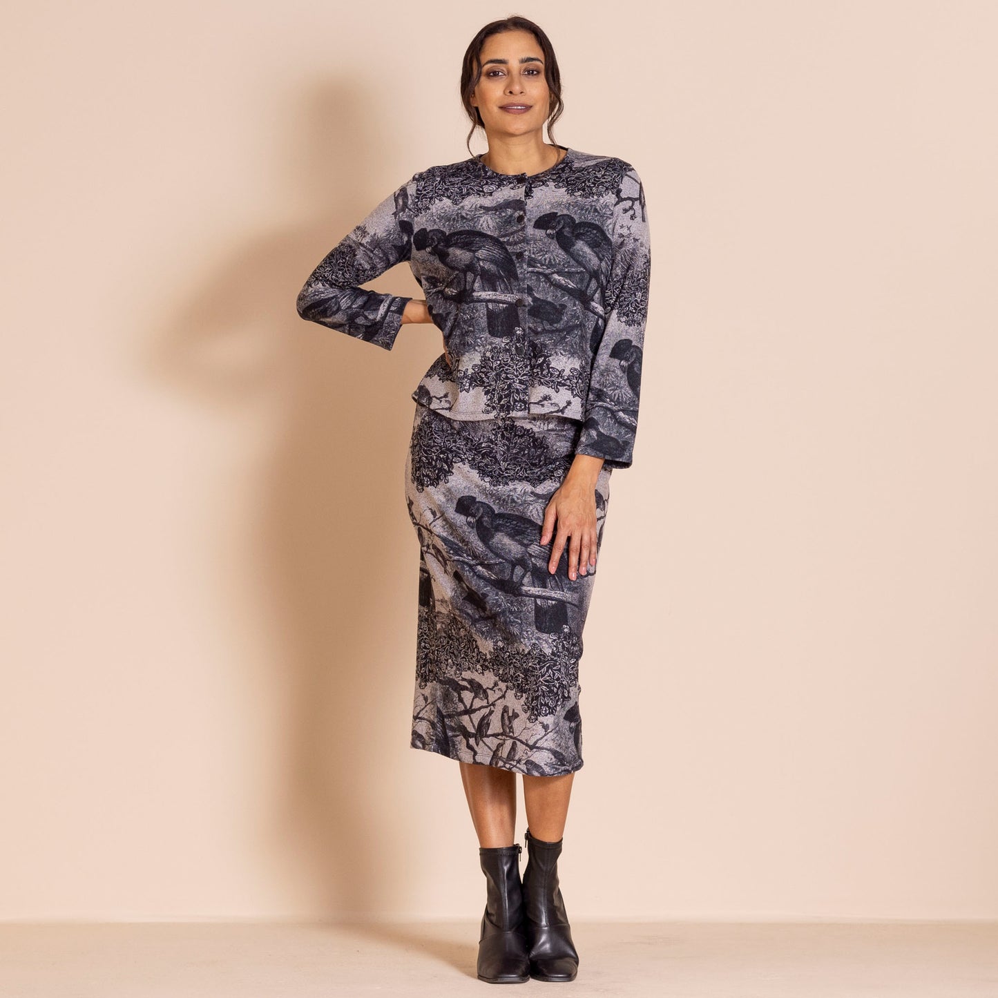 Megan Salmon Parrot Knit Balmoral Cardi