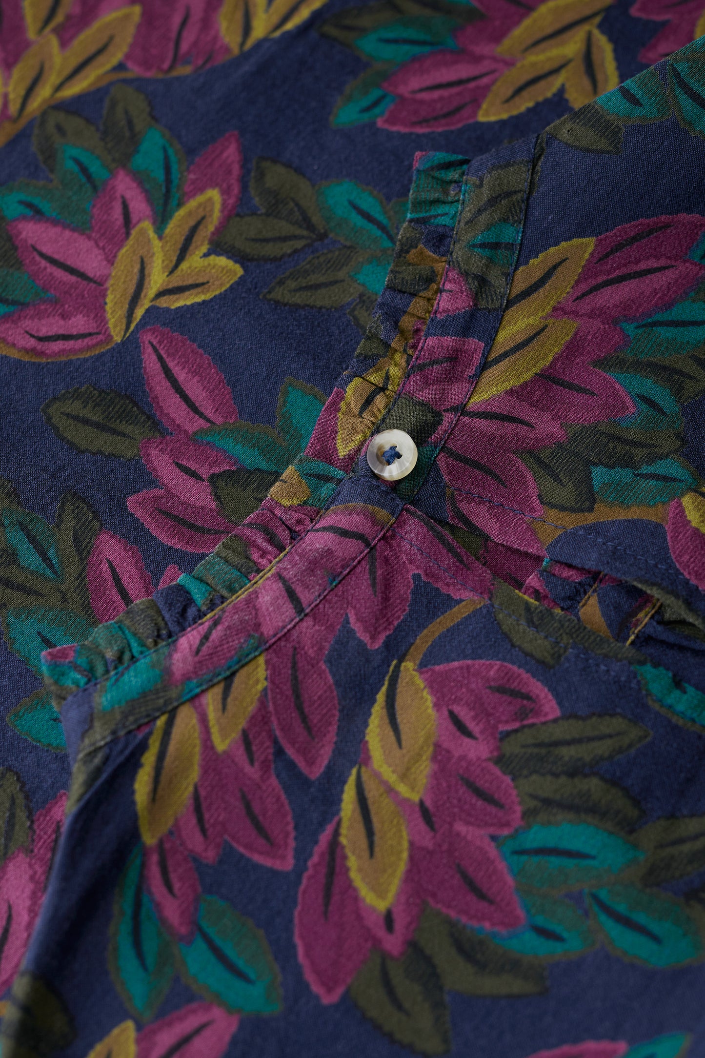 Seasalt Romantic Top - Tapestry Leaves Maritime