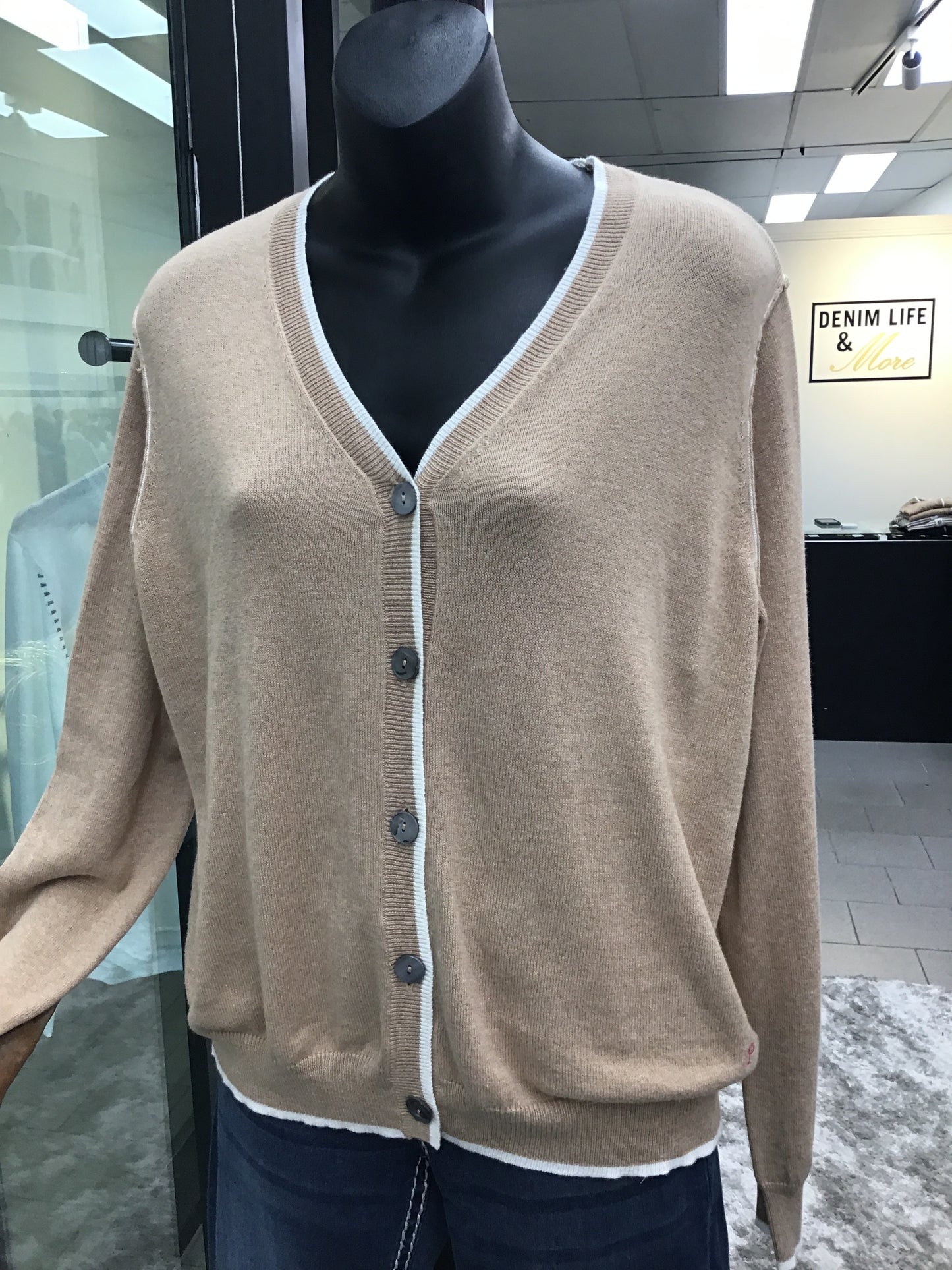 Zaket & Plover Essential V Cardi Oat ZP7154