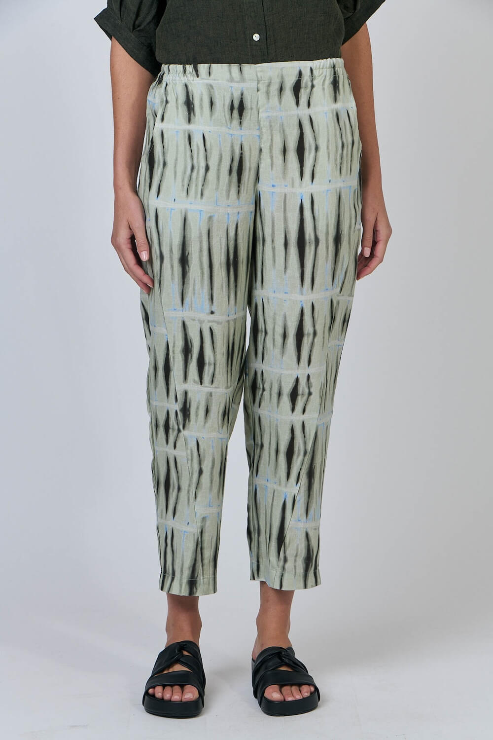 Naturals by O & J - Cropped Trousers - Exposure (GA618-B)