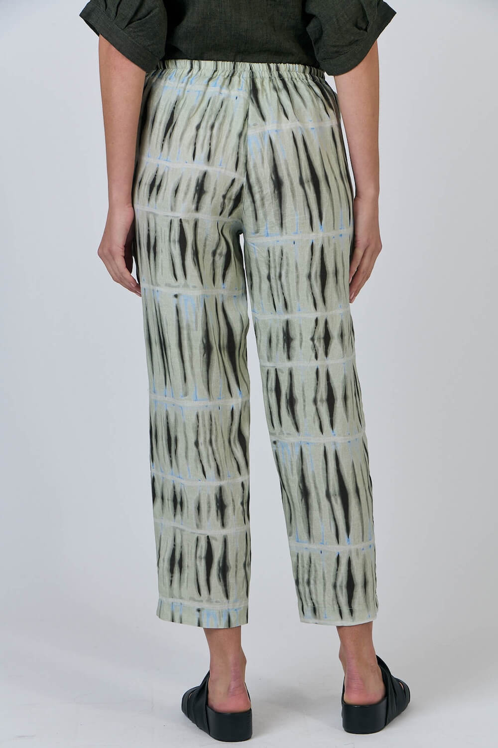 Naturals by O & J - Cropped Trousers - Exposure (GA618-B)