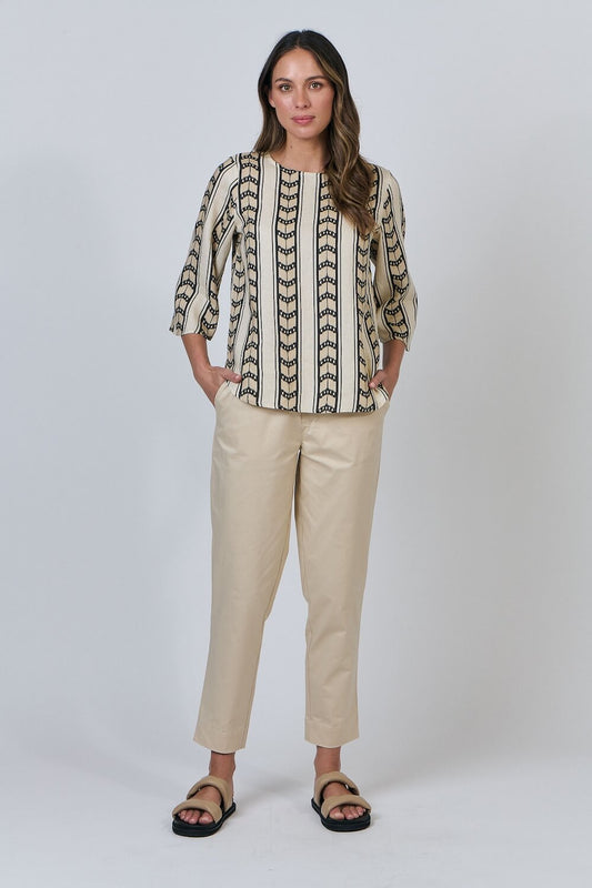 Naturals by O & J - Linen Blouse with 3/4 Sleeves - Chevron (GA636)