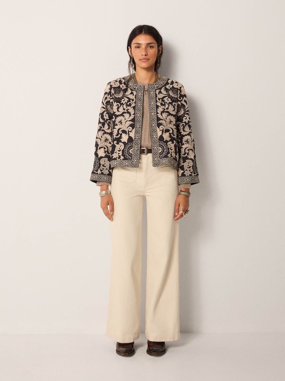 Maison Hotel - Balani Jacket - Deep Black