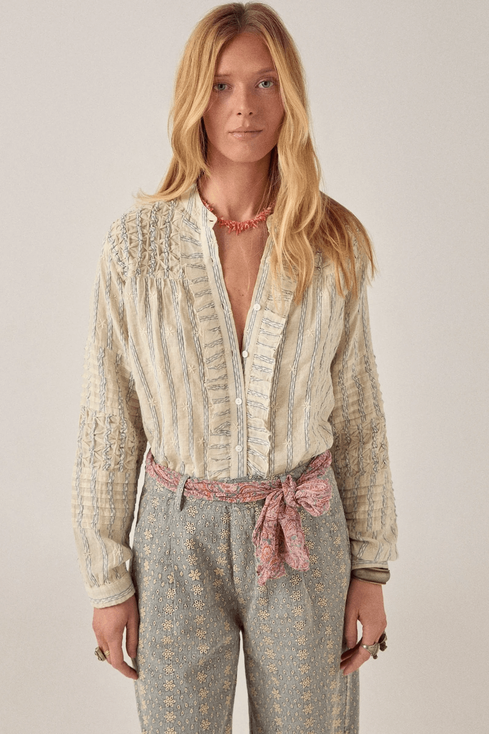 Maison Hotel - Elta Blouse - Cloud Thread