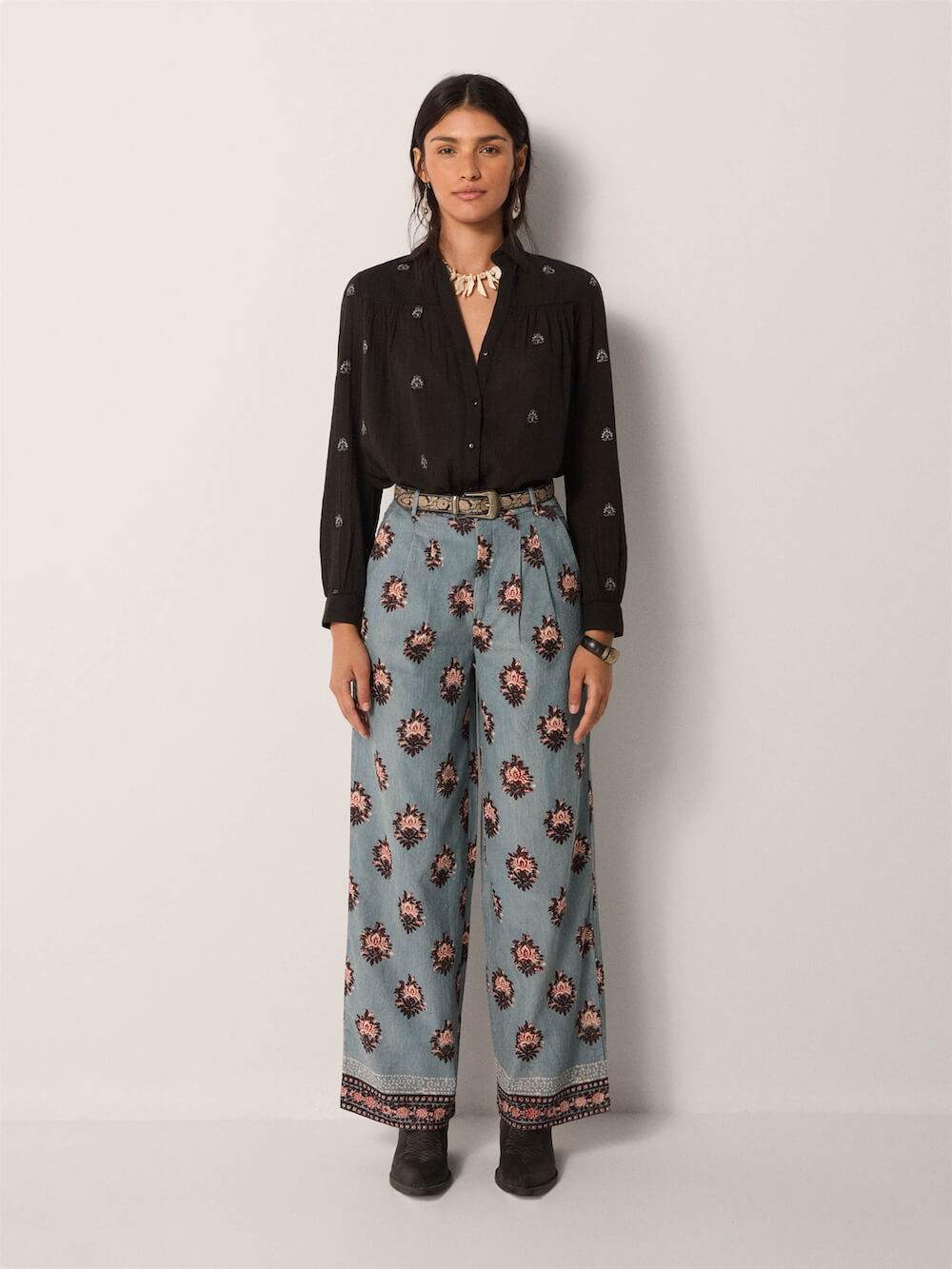 Maison Hotel - Jimmy Pant - Cerulean Mist