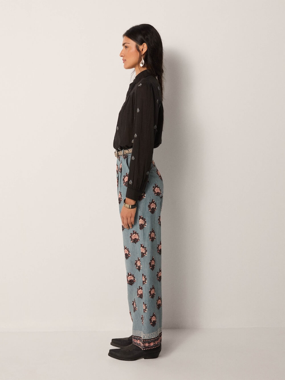 Maison Hotel - Jimmy Pant - Cerulean Mist