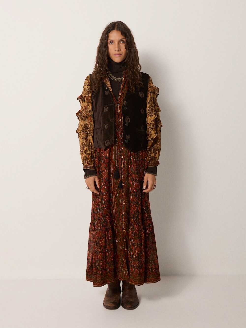 Maison Hotel - Kafka Vest - Macchiato