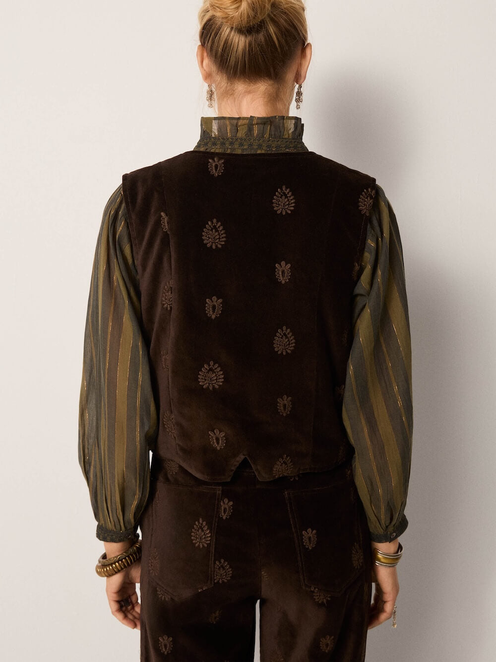 Maison Hotel - Kafka Vest - Macchiato