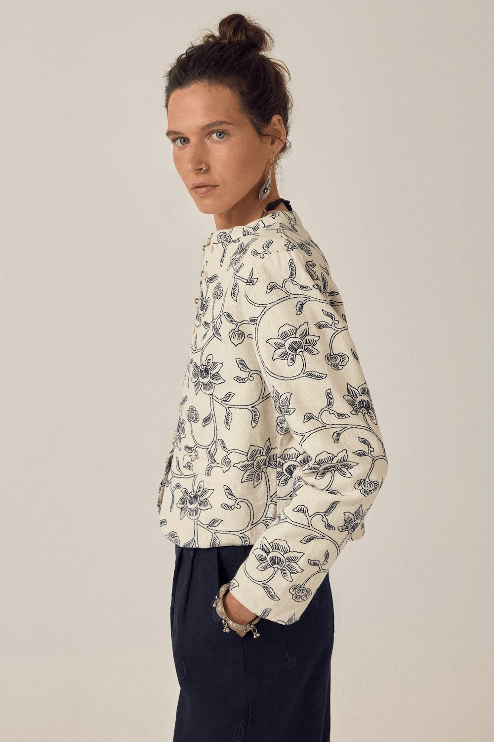 Maison Hotel - Masako Jacket - White Fuji