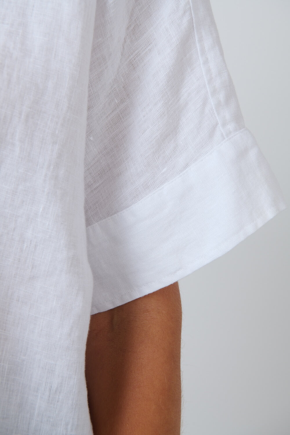 Naturals by O & J - Crisp Collared Linen Shirt (GA685) - White