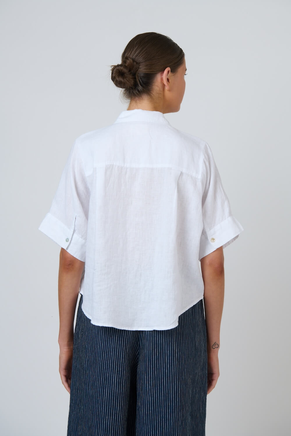 Naturals by O & J - Crisp Collared Linen Shirt (GA685) - White