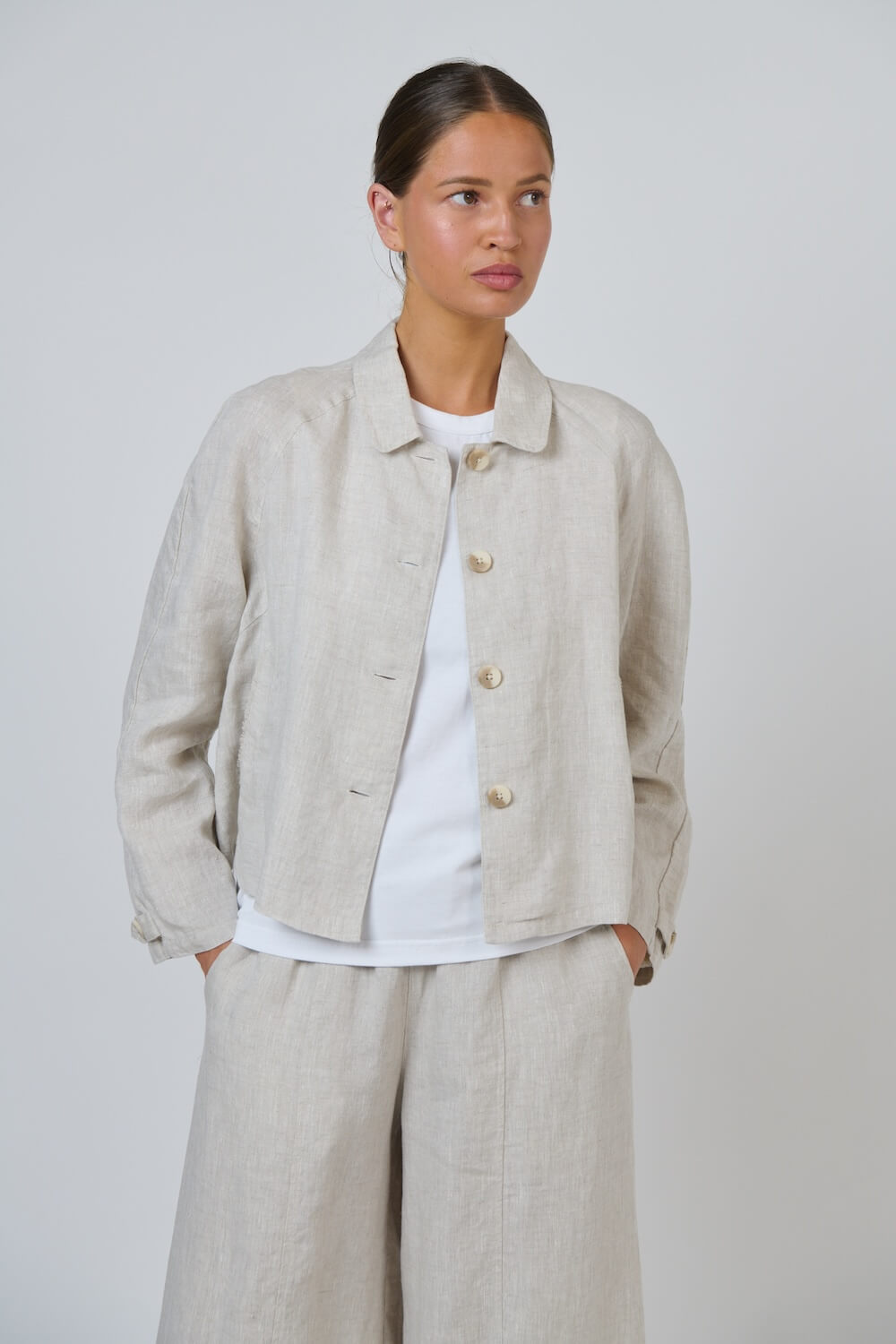 Naturals by O & J - Tailored Linen Jacket (GA715) - Sand
