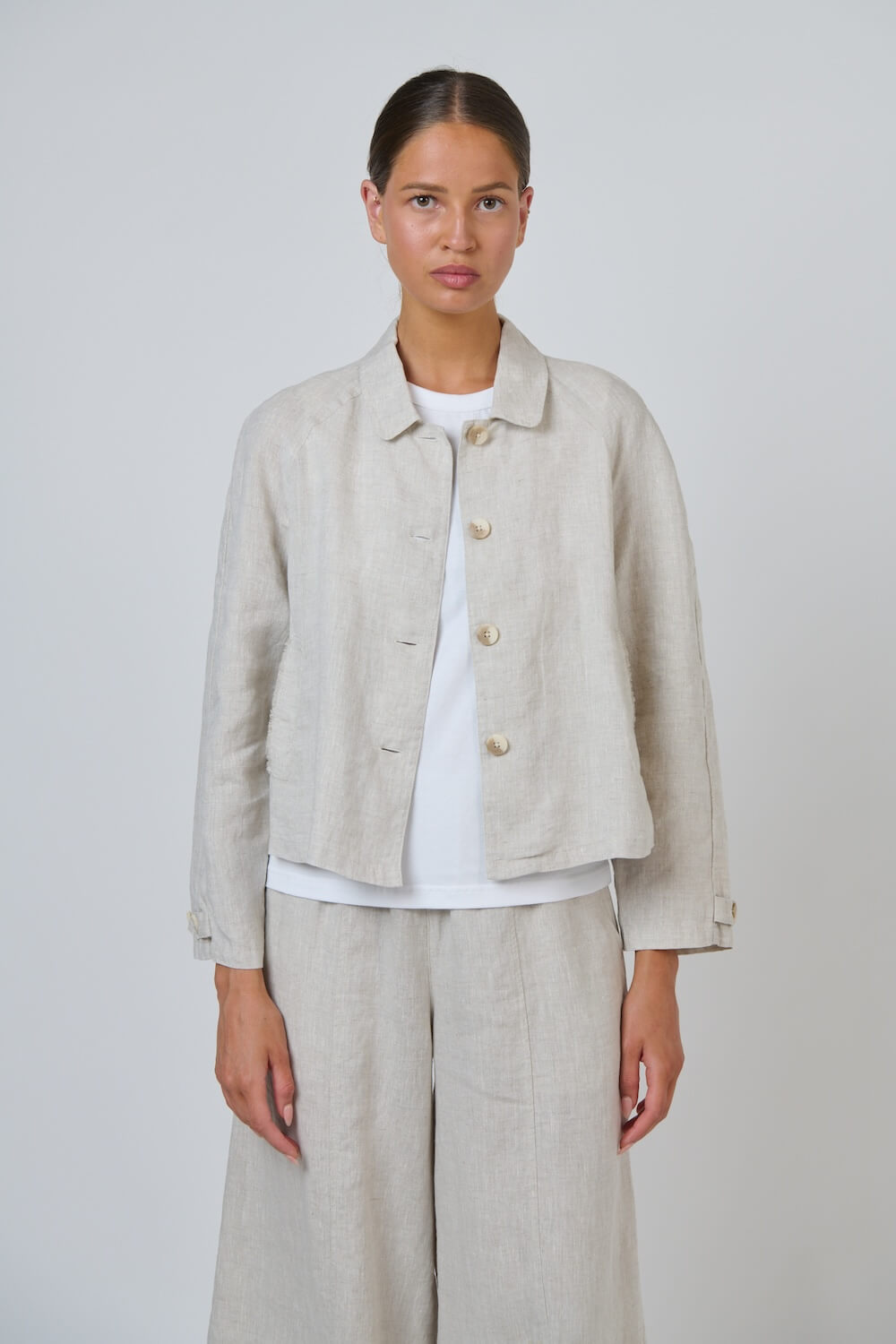 Naturals by O & J - Tailored Linen Jacket (GA715) - Sand