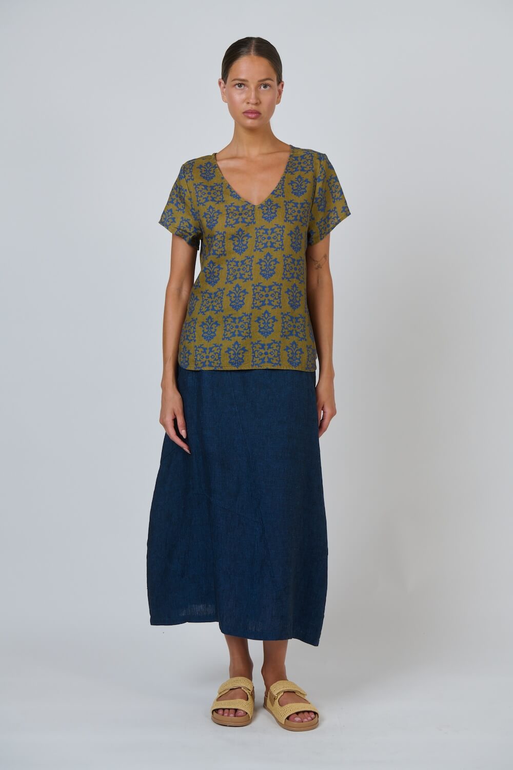 Naturals by O & J - V Neck Top (GA729) - Motif