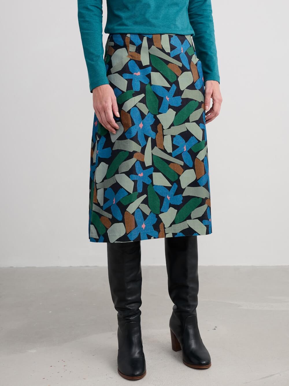 Seasalt - Forest View Corduroy Skirt - Zennor Flower Onyx