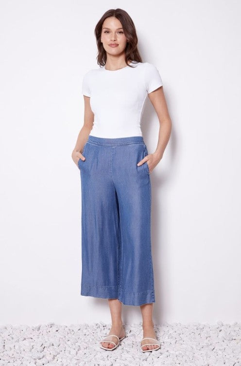 UP Wide Leg Tencel Crop Pant