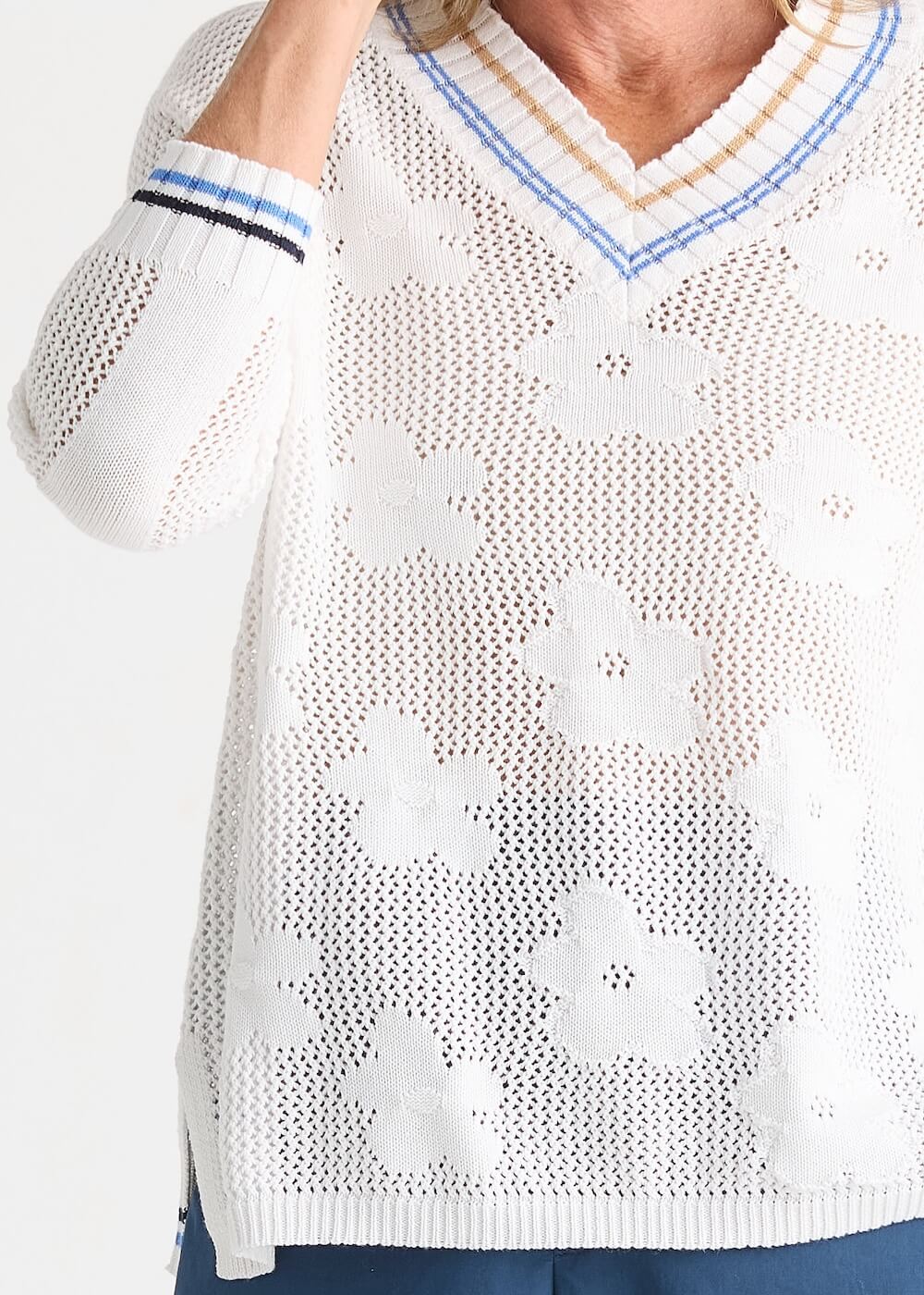 Zaket & Plover - Floral Pointelle Vee - White (ZP8813)