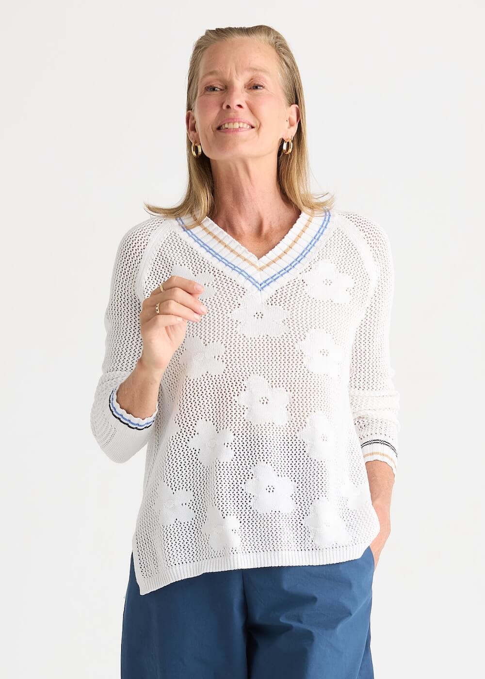Zaket & Plover - Floral Pointelle Vee - White (ZP8813)